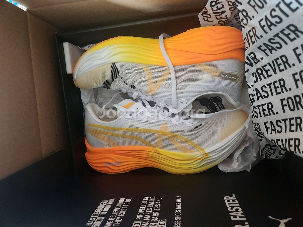 푸마 디나엘3 270새상품 디비에이트 나이트로 엘리트3--0