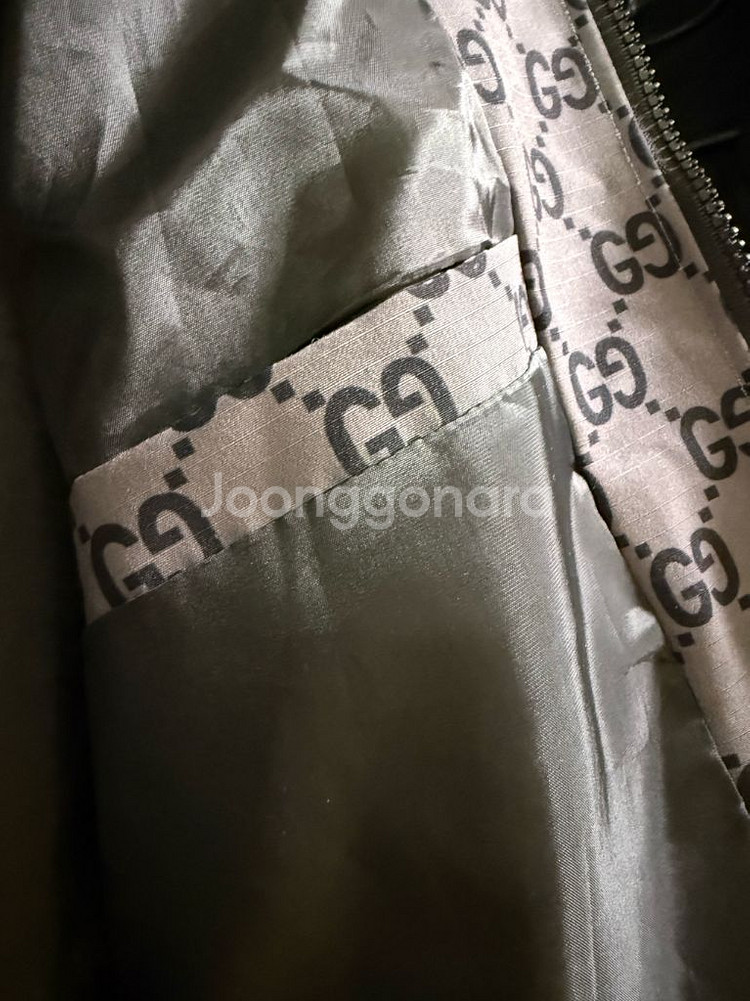 구찌 로고프린팅 바람막이점퍼--4