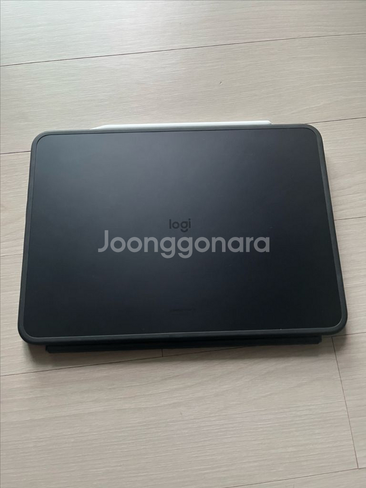 아이패드프로 m4+펜슬프로+로직텍 터치콤보 팝니다--5