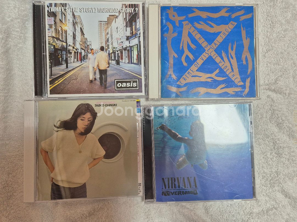 cd 앨범 4개--0