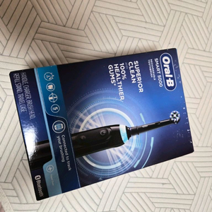 오랄비 스마트5000 전동칫솔