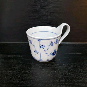 새상품)로얄코펜하겐 플레인 하이핸들머그 330ml