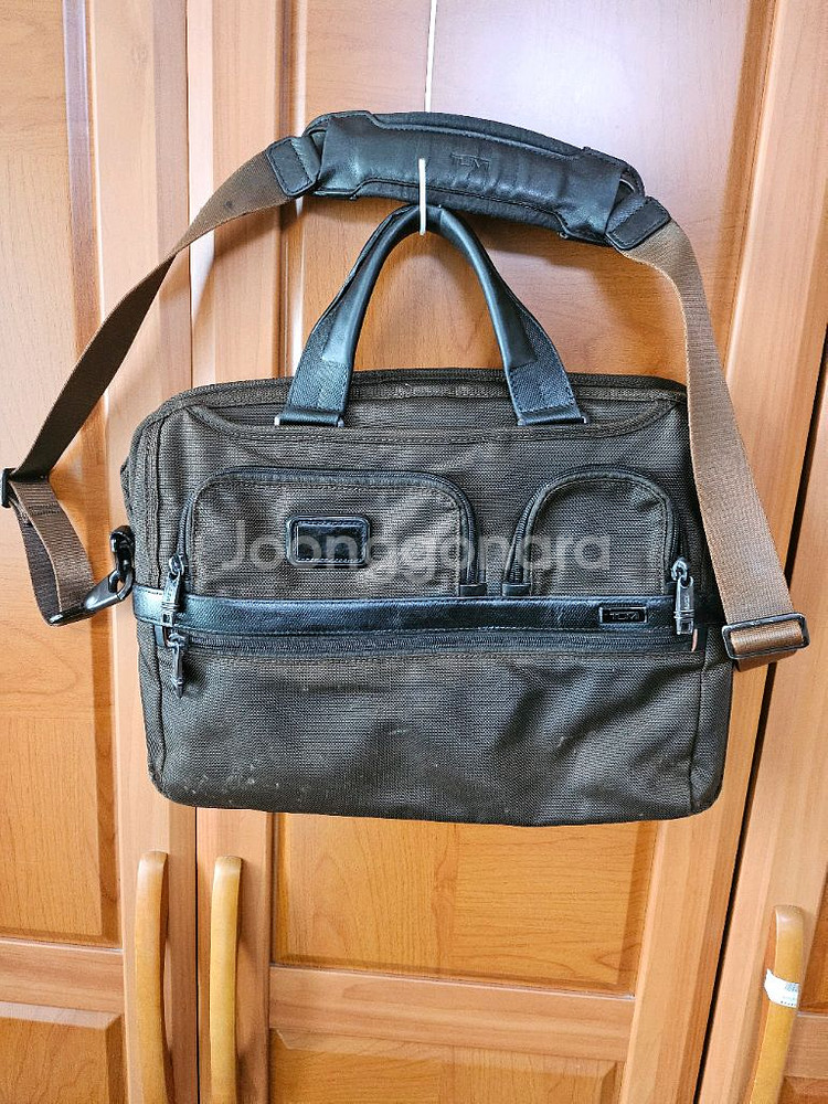 투미서류가방 정품입니다--0