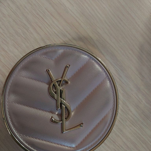 입생로랑 쿠션 케이스