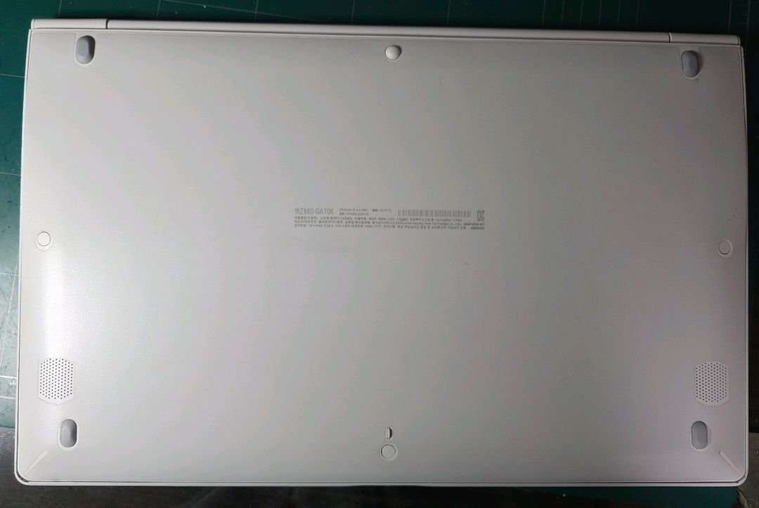 그램 15Z980-GA70K--3