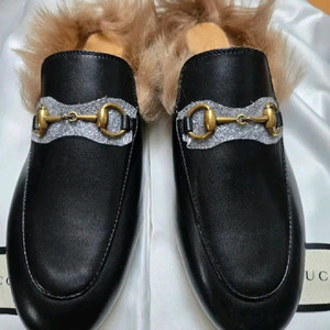 GUCCI 블랙레더 홀스빗 퍼 뮬(36/230mm)