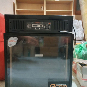 Rcom MARU MAX 200 부화기