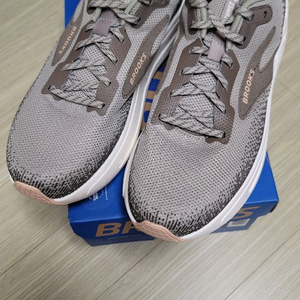 브룩스 러닝화 고스트 맥스2 남성 275