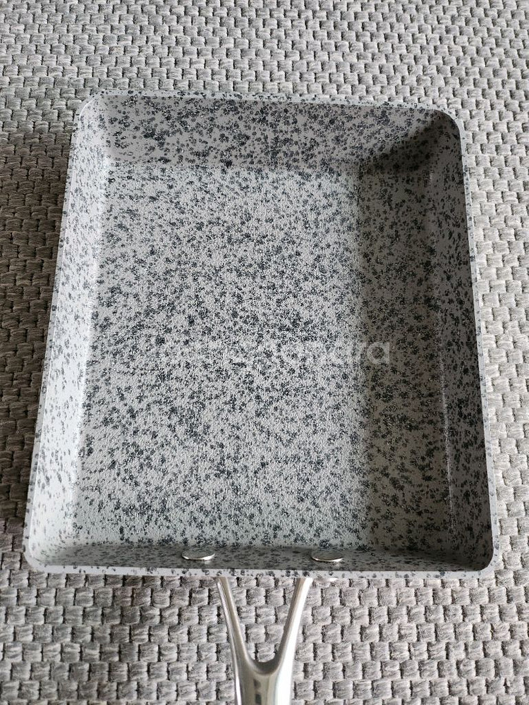 티리난지 사각팬--1