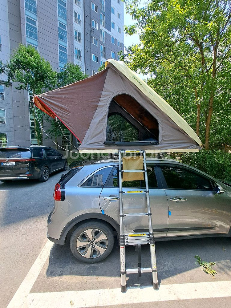 쿨리 KULY 루프탑 텐트 (트라이앵글)판매합니다--0