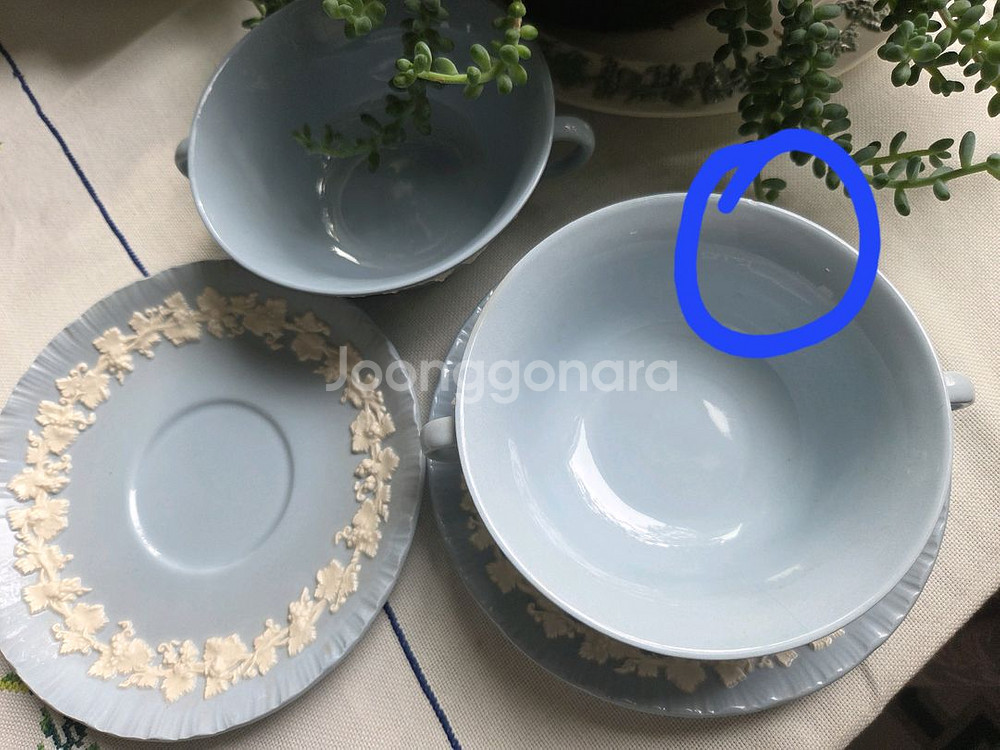 영국산 웨지우드 퀸즈웨어 블루주름형 양손잡이 습잔--9