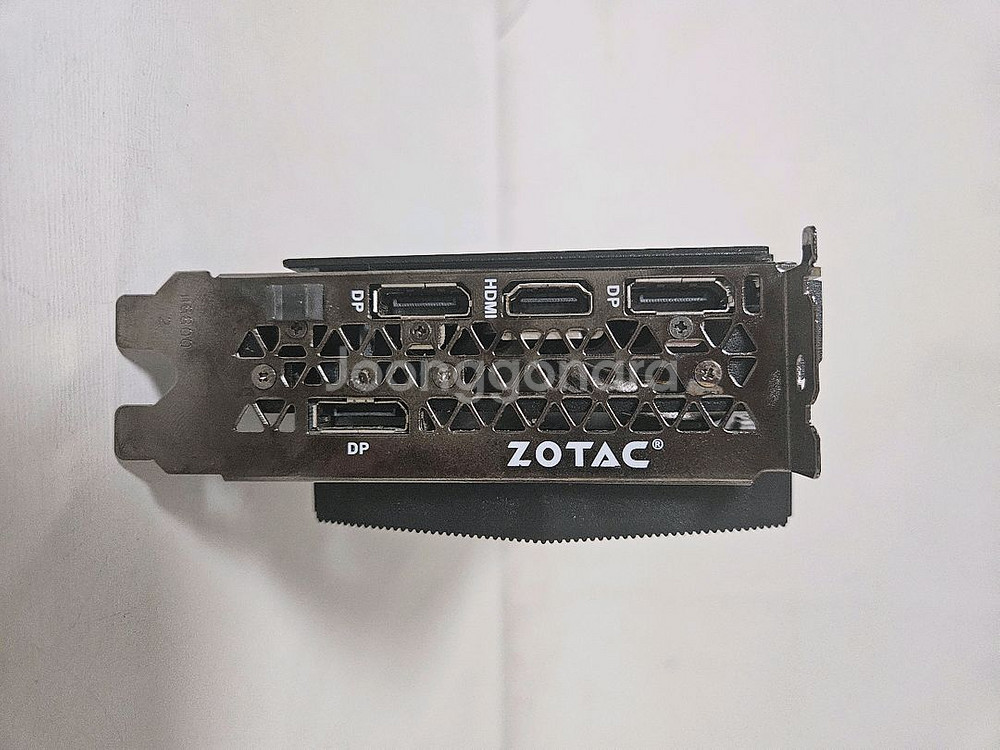 ZOTAC 지포스 RTX 2070 AMP EXTREME--4