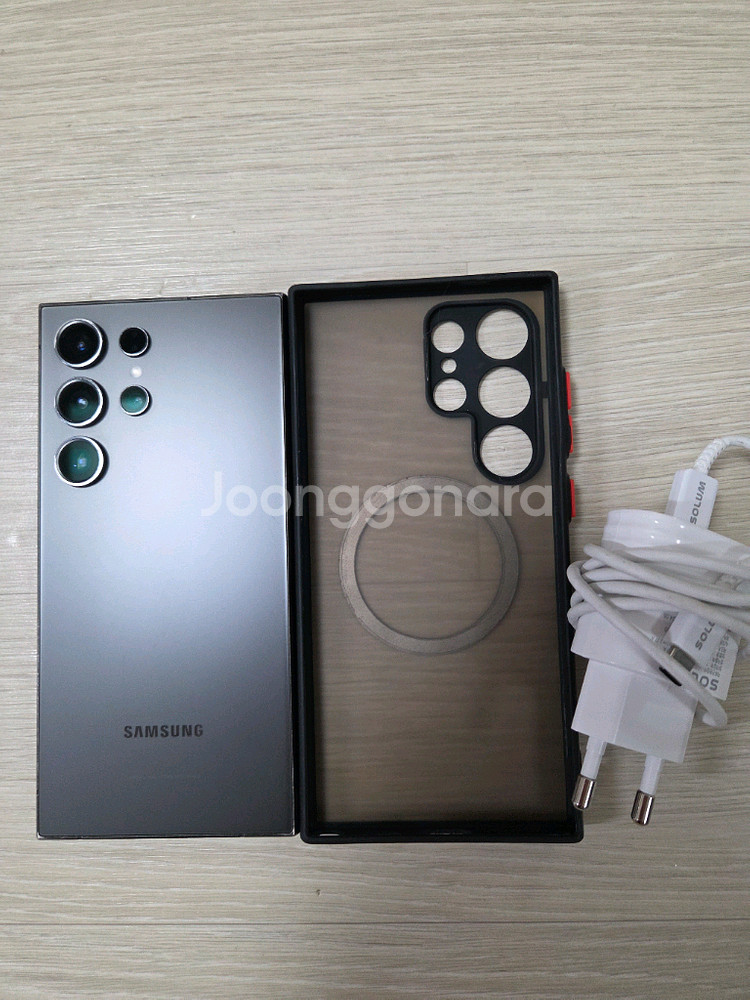 갤럭시S24 울트라 블랙 색상 512GB 팝니다--4