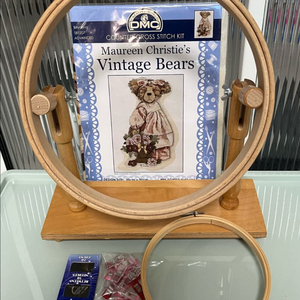 [가격인하]독일 탁상용 원형수틀/DMC키트일괄판매