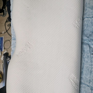 템퍼 밀레니엄 M 사이즈 팝니다.