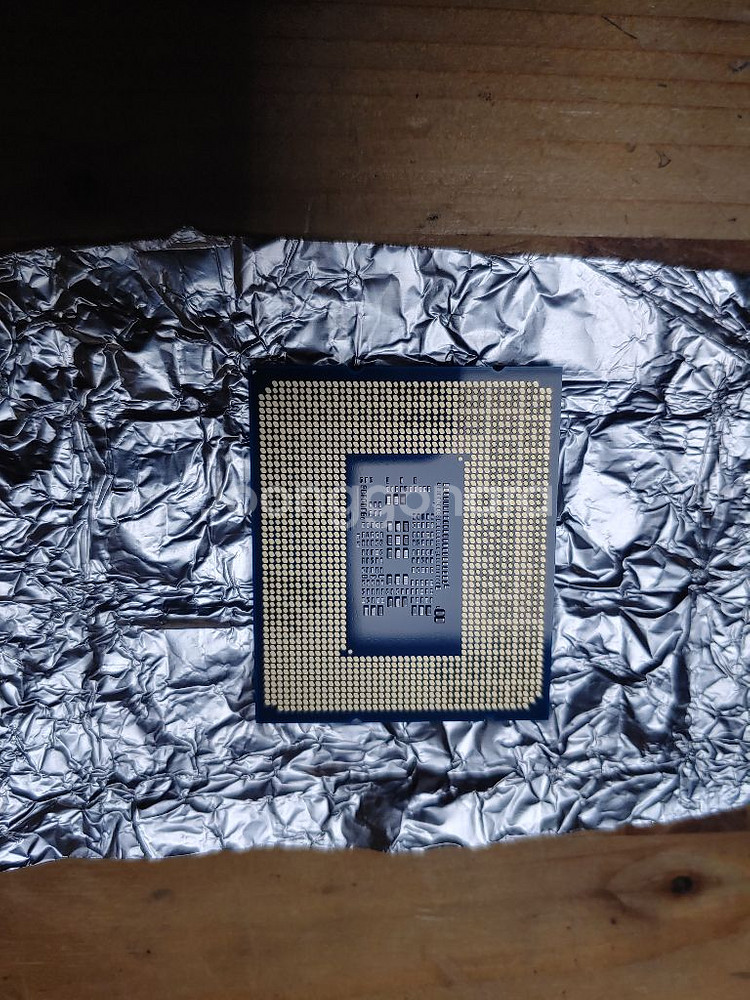 인텔 12세대 i3-12100 CPU--2