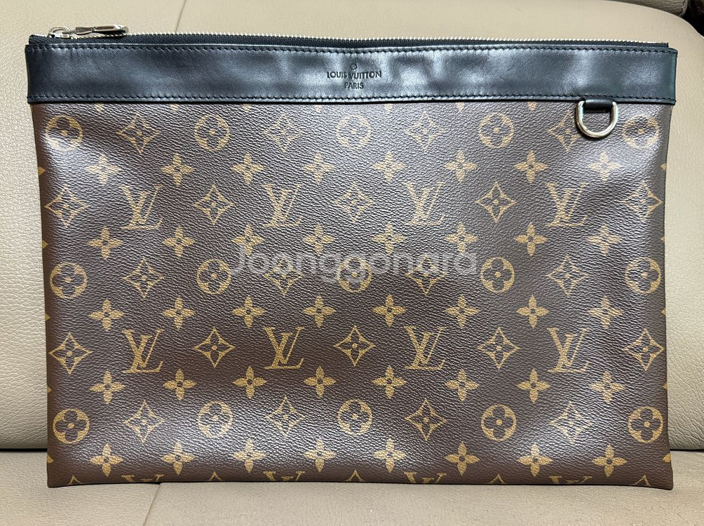 루이비통 모노그램 디스커버리 포쉐트GM 클러치--0