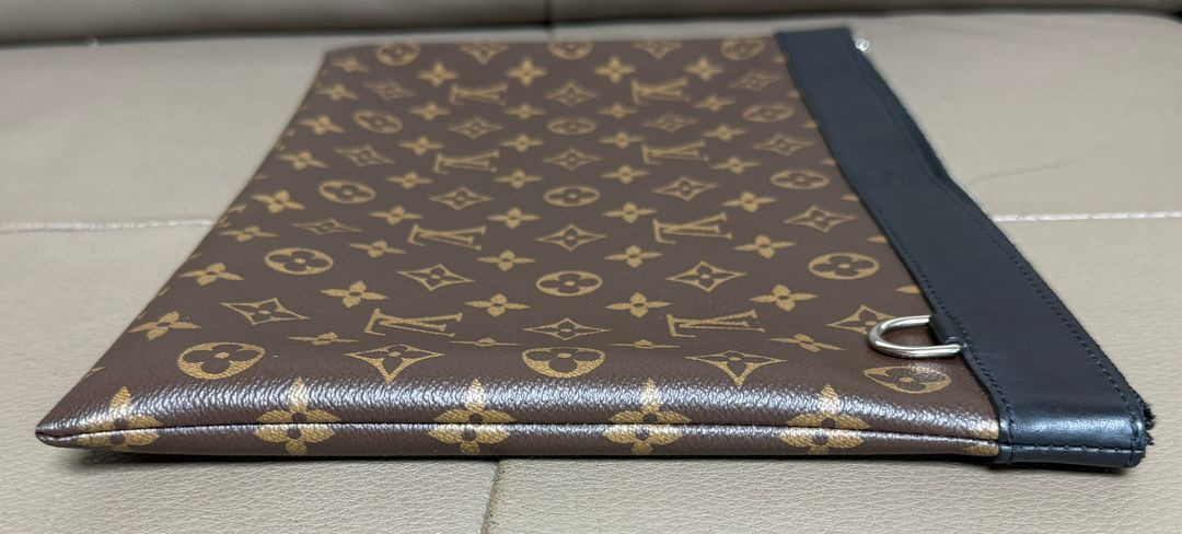 루이비통 모노그램 디스커버리 포쉐트GM 클러치--5