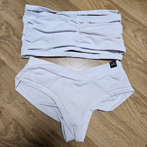 켈리스포츠 케샤탑+이브쇼츠 폴웨어