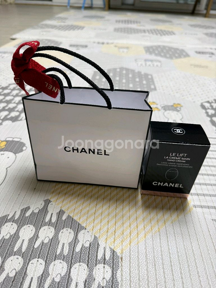 샤넬 르 리프트 라 크렘 망 핸드 크림 50ml 새상품--0
