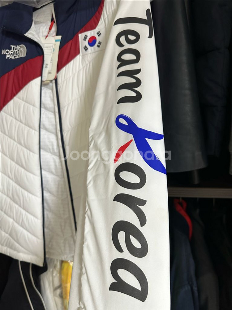 노스페이스 평창올림픽 팀코리아 브이모션 경량패딩(선수지--4