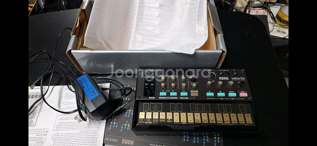 korg volca FM 판매합니다!--0