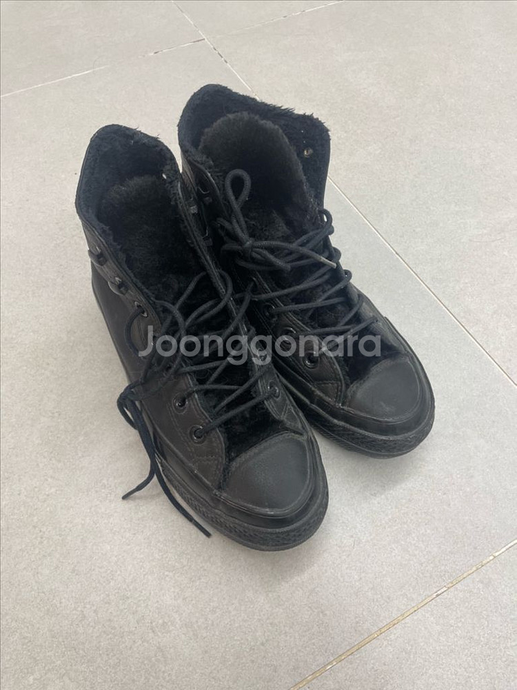 컨버스 실버 하이 225 / 컨버스 겨울 퍼 하이 23--3