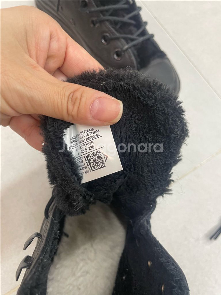 컨버스 실버 하이 225 / 컨버스 겨울 퍼 하이 23--4