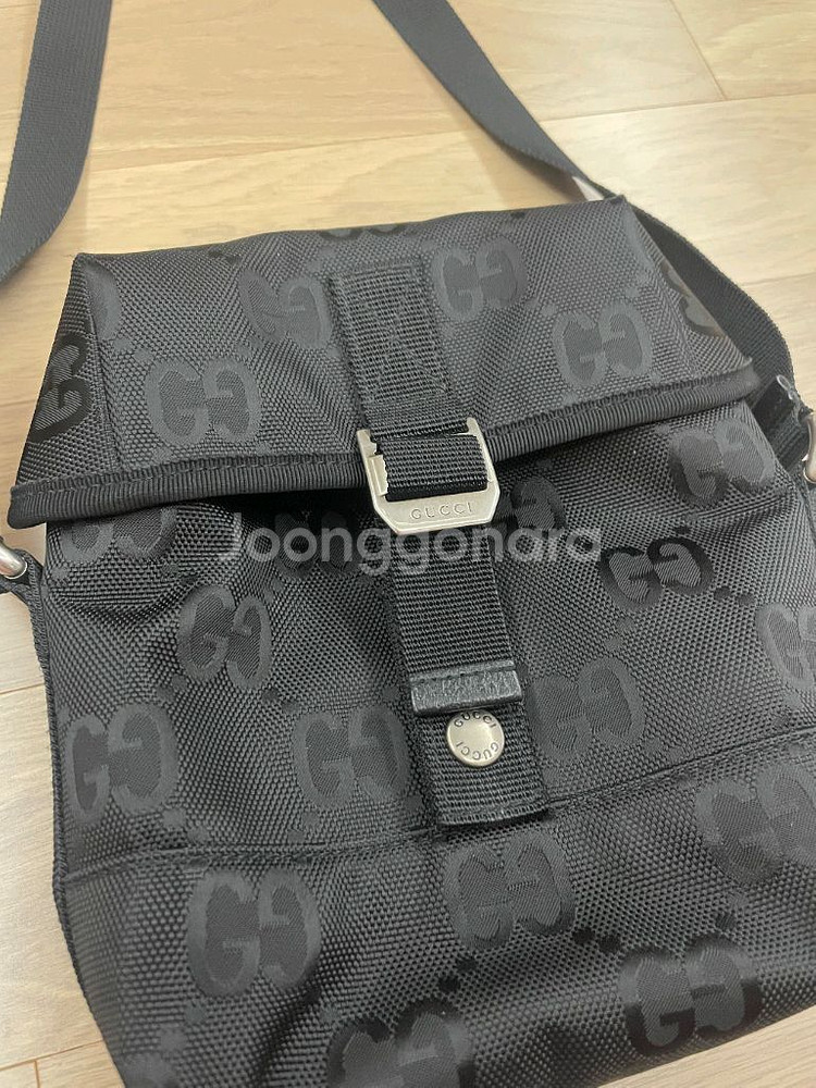 구찌 GG 패턴 메신저백 블랙--0
