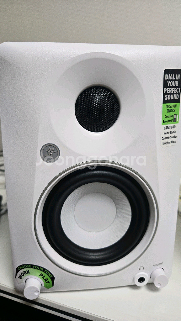 MACKIE CR4.5WHT 모니터 스피커 화이트 색상--1