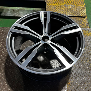 20인치 BMW 6GT 648M 건메탈폴리쉬 순정휠