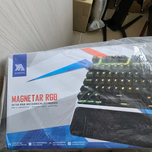 XANOVA MAGNETAR RGB 기계식 키보드 판매