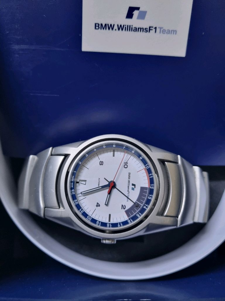 오토바이 및 자동차 용 BMW 레이싱팀 공식 시계 이미지