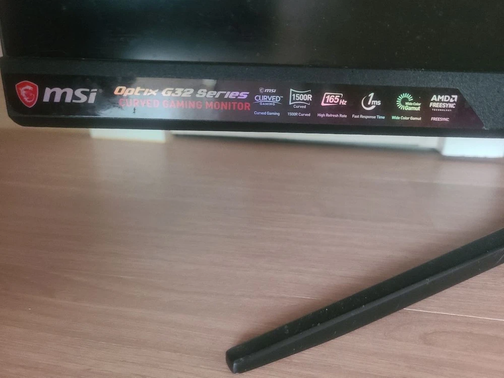 MSI 32인치 커브드 모니터 액정파손 팝니다 이미지