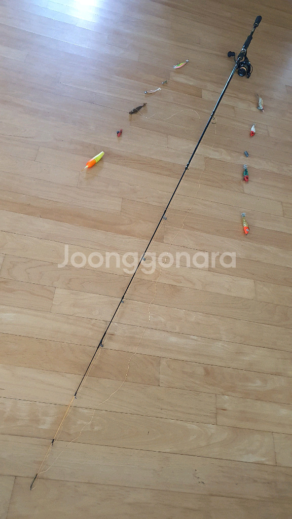 낚시대 릴 루어 세트 판매합니다^^--0