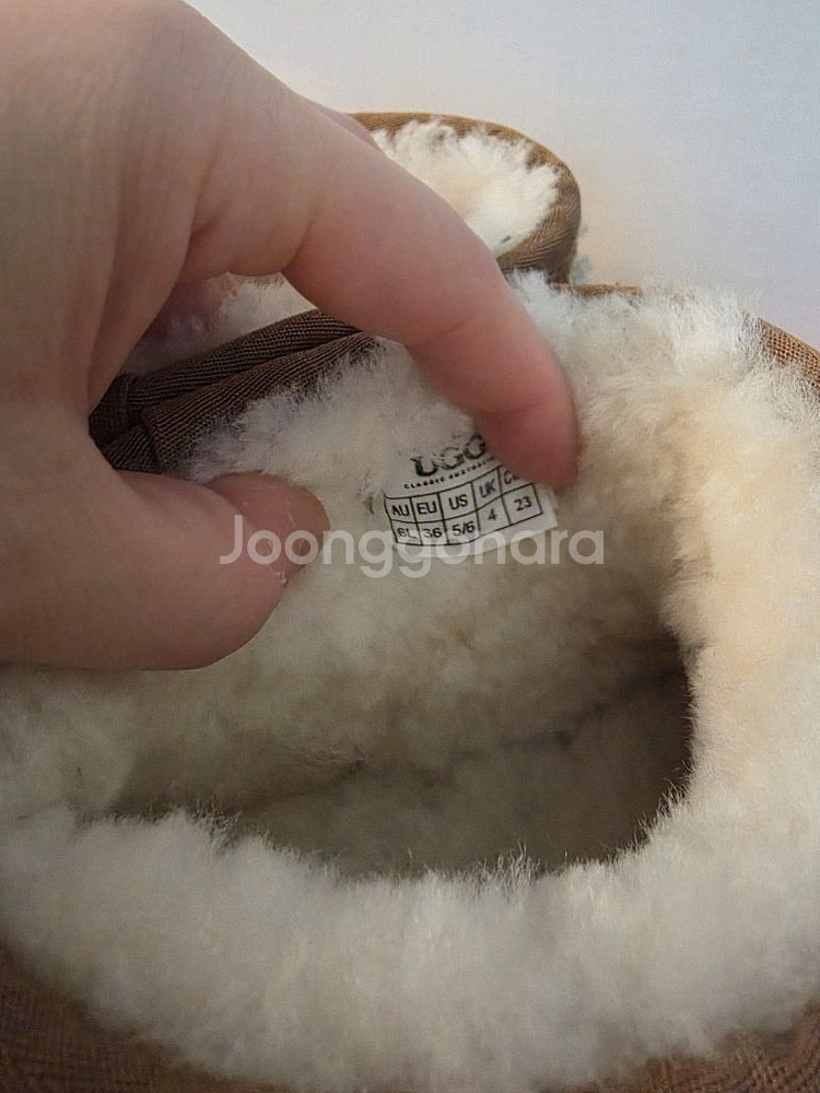 UGG 클래식 니트 로고 울트라 미니 230-235--2
