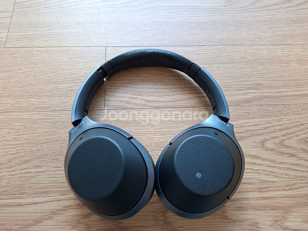SONY WH-1000XM2 노이즈캔슬링 무선헤드폰--5