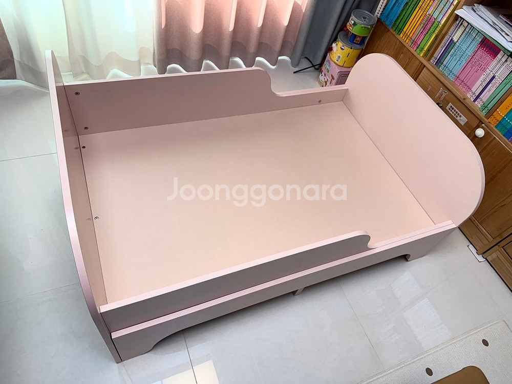 리바트 꼼므 길이조절 키즈침대 저렴하게 내 놓습니다.--5