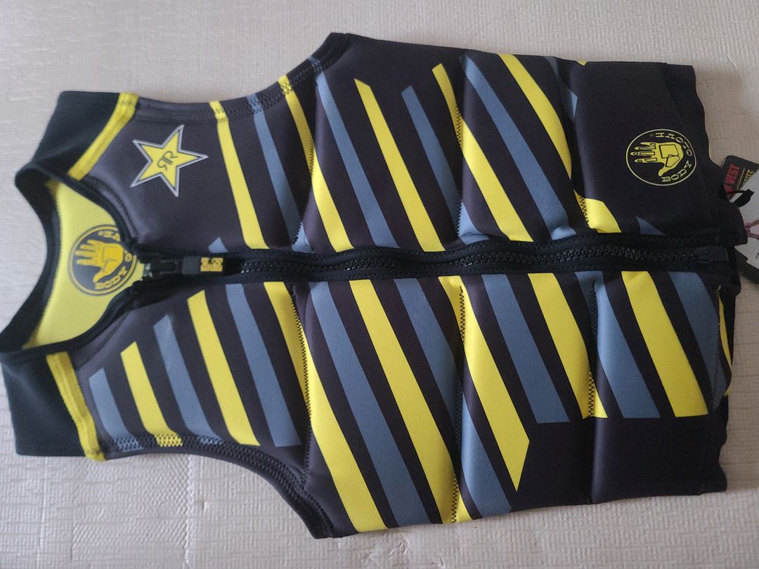 바디글로브 락스타 베스트 s 라이프 수상레저 새제품