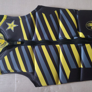 바디글로브 락스타 베스트 s 라이프 수상레저 새제품