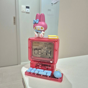 산리오 레트로 컴퓨터 탁상시계 마이멜로디