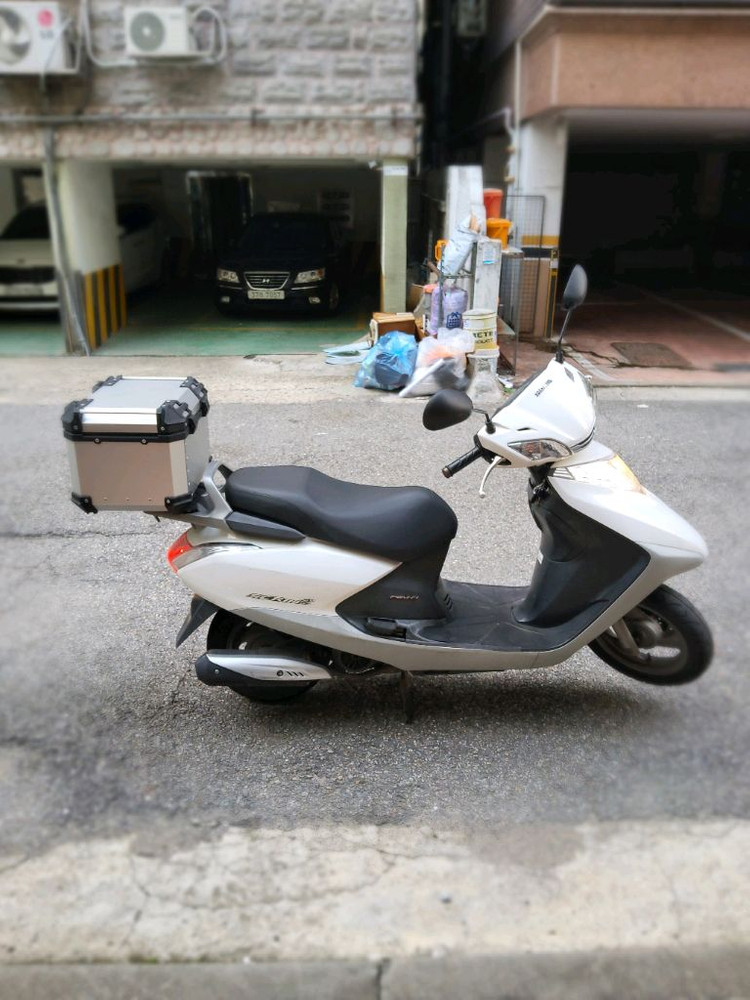 혼다 scr110cc 18년식 스쿠터 팝니다 ㅍㅍㅍㅍ 이미지