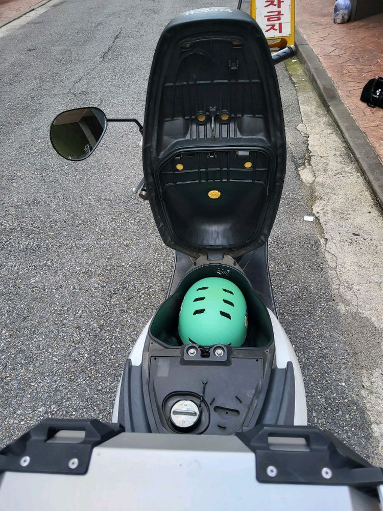 혼다 scr110cc 18년식 스쿠터 팝니다 ㅍㅍㅍㅍ 이미지