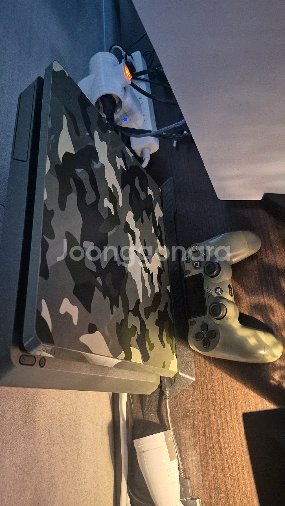 ps4 슬림 1tb콜옵 한정판 팝니다.--1