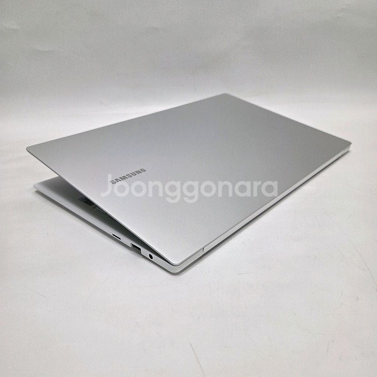 삼성 중고 노트북 pro i7 512g/16g/1kg--0