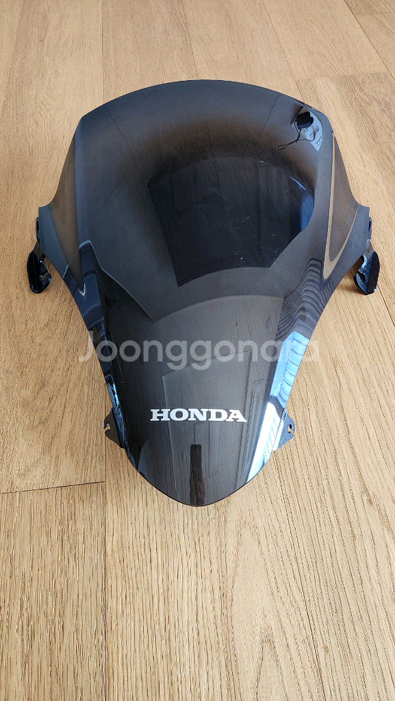 20년식 PCX125 순정 쉴드 팝니다.--0