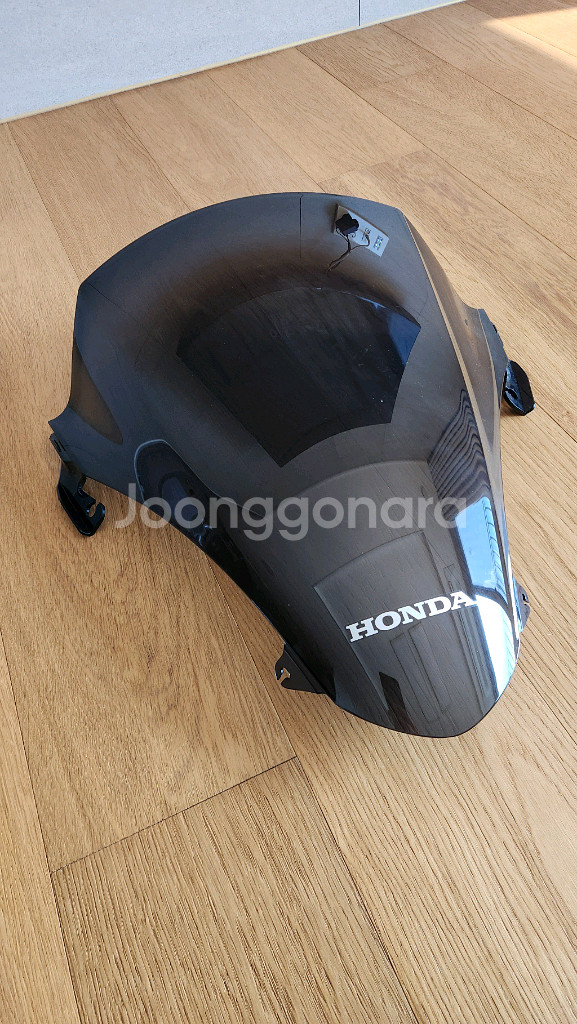 20년식 PCX125 순정 쉴드 팝니다.--1