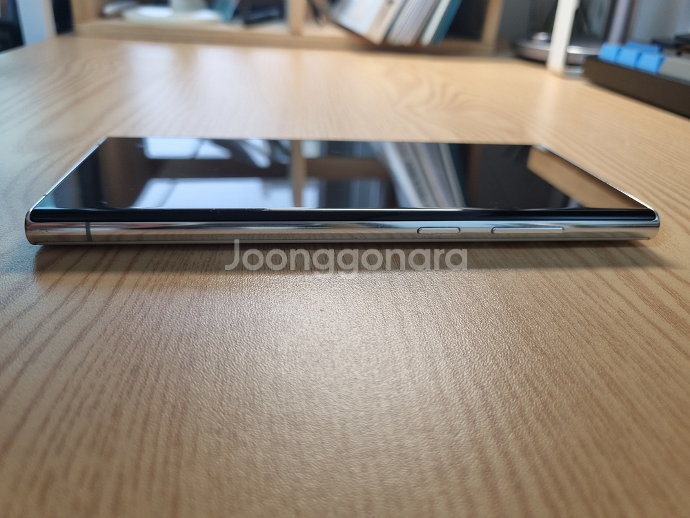 삼성 갤럭시 S22 울트라 자급제 512GB 팝니다.--4
