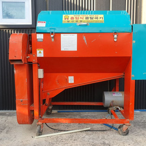 발산공업 흡입식 콩탈곡기 판매합니다.