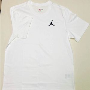 나이키 조던 SB 리바이스 화이트 반팔 티셔츠 새상품